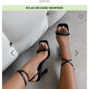 COPY - Brand New Never Worn Simmi London Inara Black Sculptural Heel Size 9